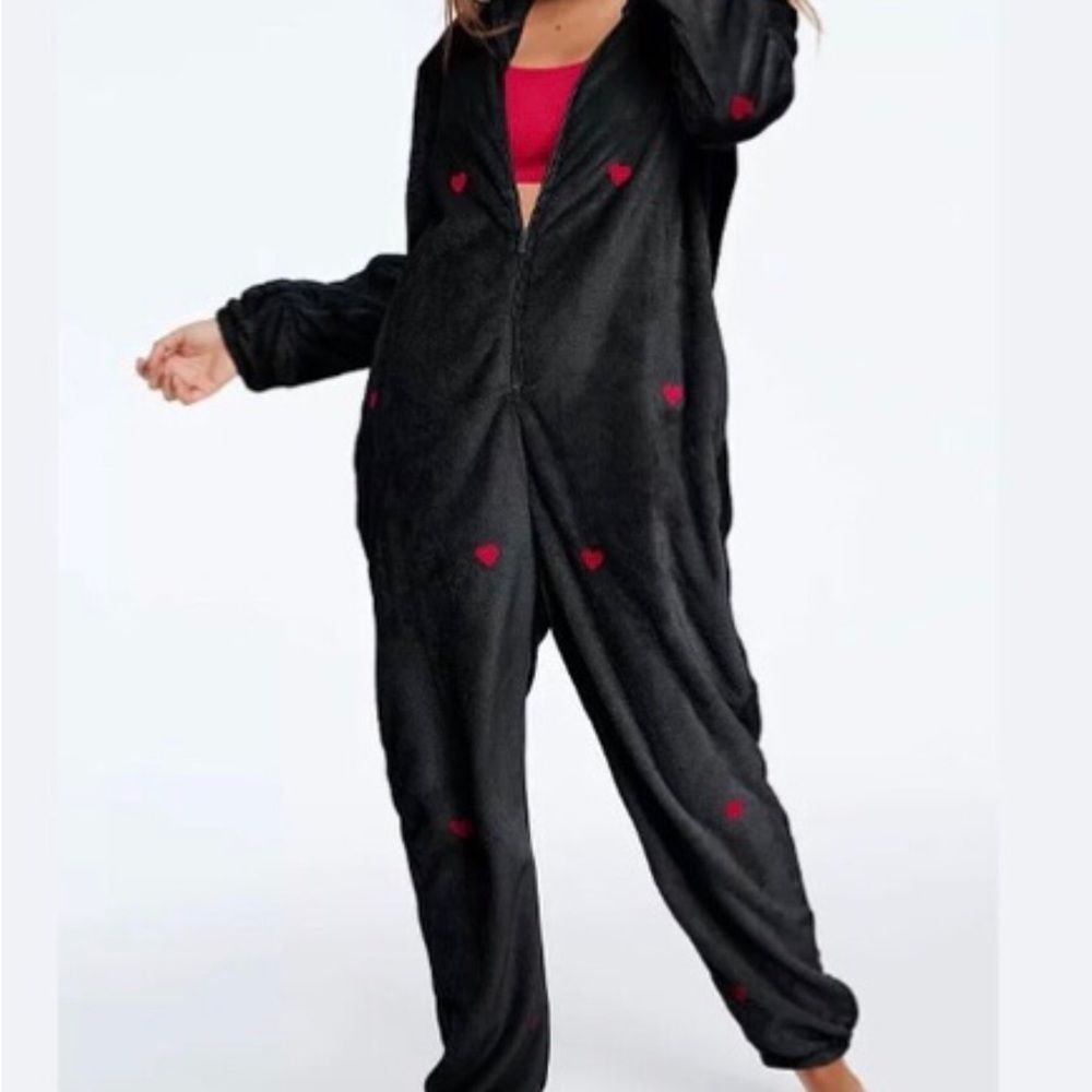 Vs Pink Women Teddy One Piece Pajamas Black Red Heart Hooded Onesie Size M/L